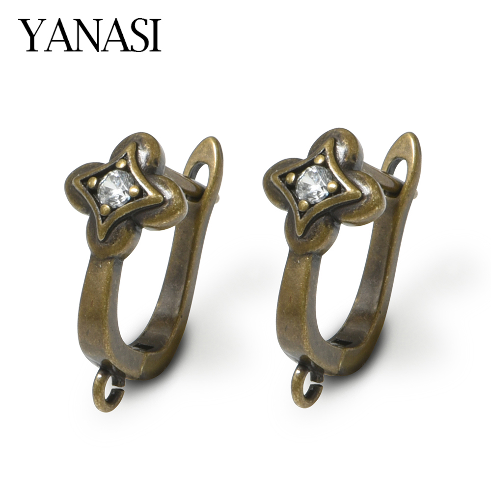 Hoop Earrings - NUEVO 1 Par de Ganchos para