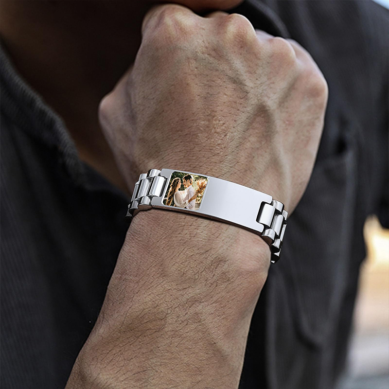 Pulsera con texto de imagen pe - Jewels On Watches reseña y precio