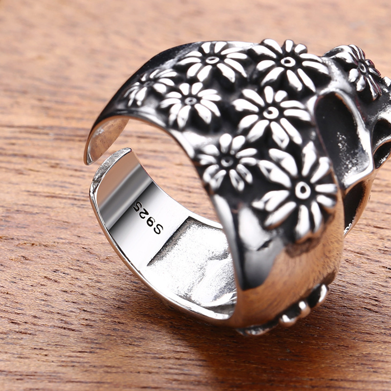 Anillo de calavera de plata de - Sterling Silver Ring reseña y precio